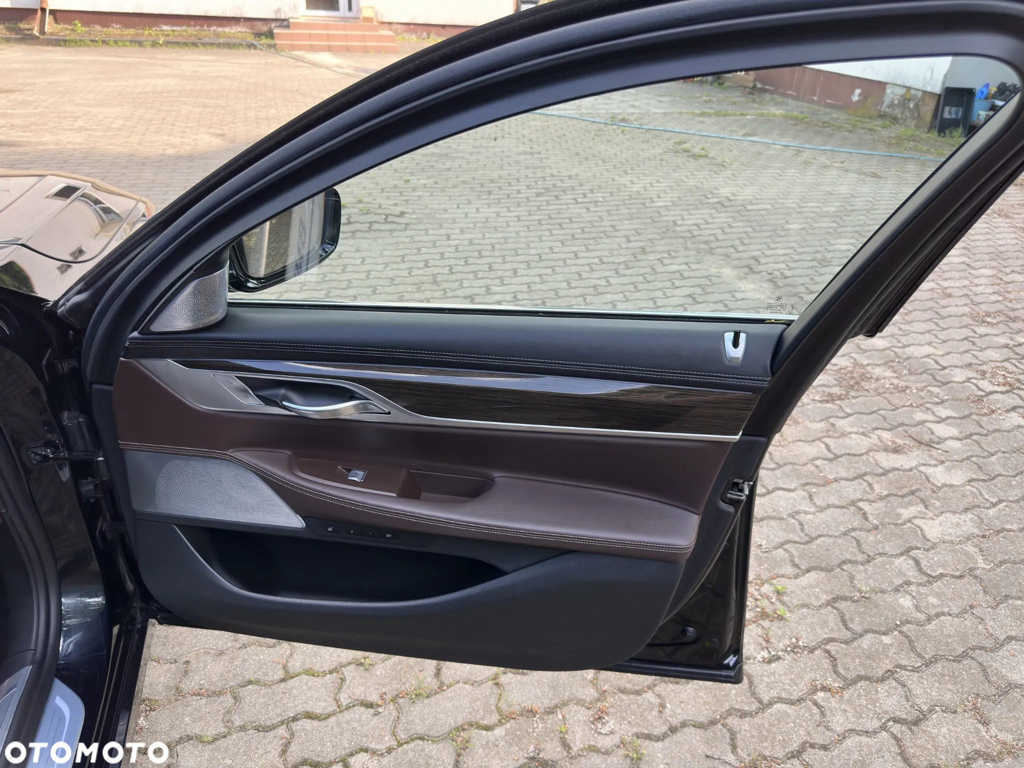 BMW Seria 7 740Le xDrive iPerformance - 21