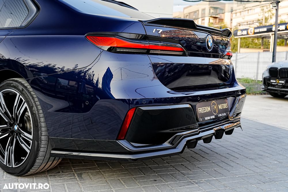BMW i7 M70 xDrive - 40