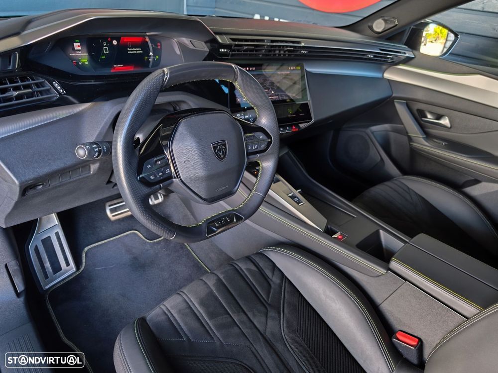 Peugeot 308 1.2 PureTech GT EAT8 - 33