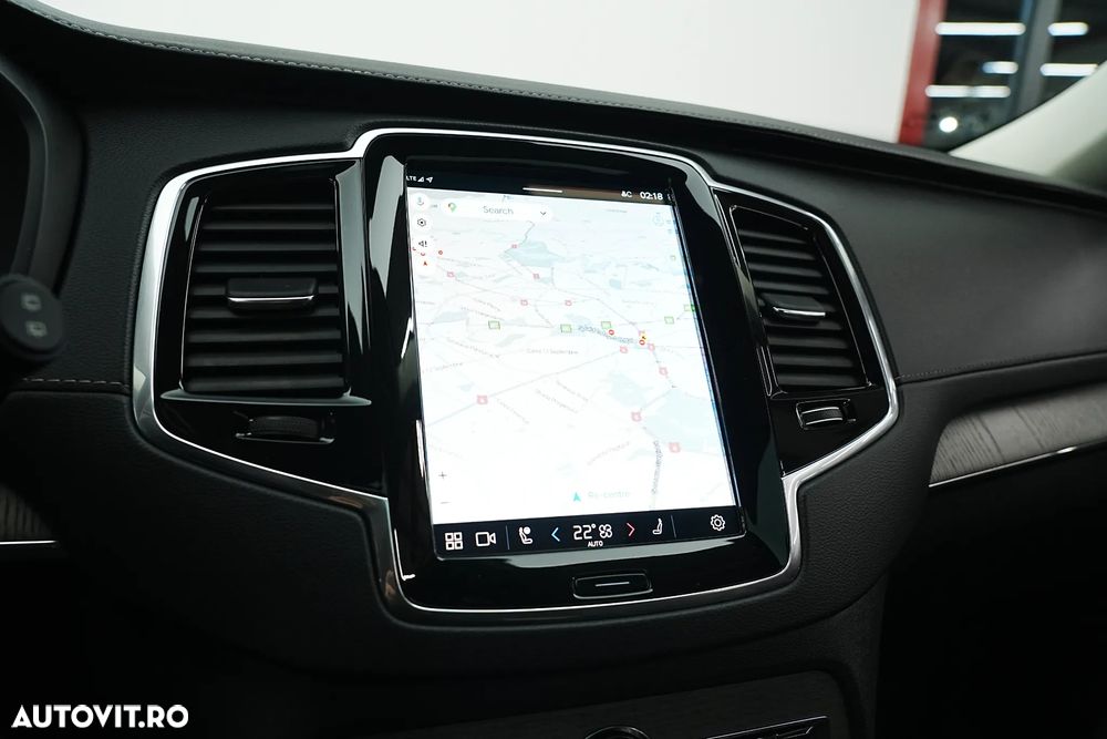 Volvo XC 90 B5 D AWD Ultimate Dark - 36