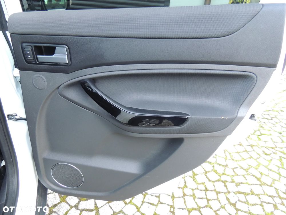 Ford Kuga 2.0 TDCi 4WD Titanium - 22