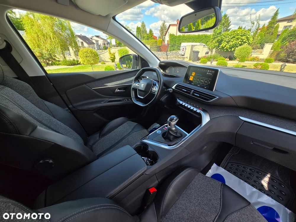Peugeot 3008 PureTech 130 Stop & Start Allure - 12