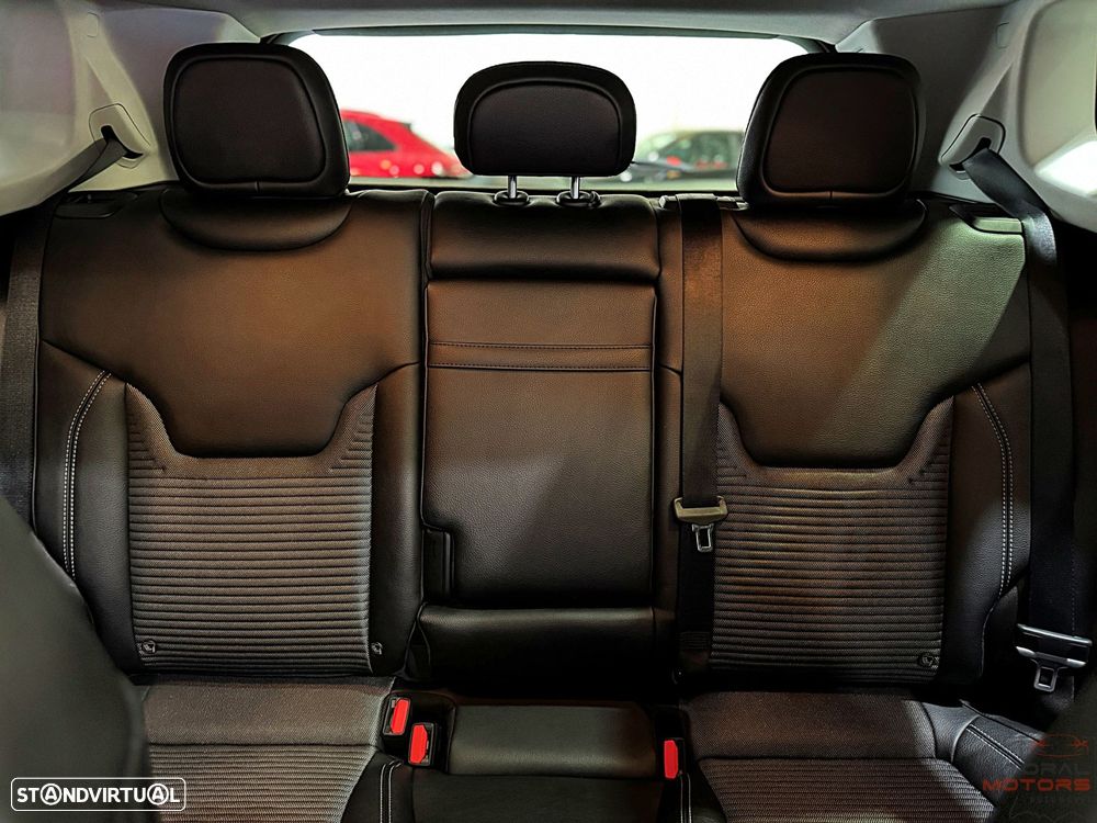 Jeep Compass 1.3 T4 4xe Auto Limited - 38