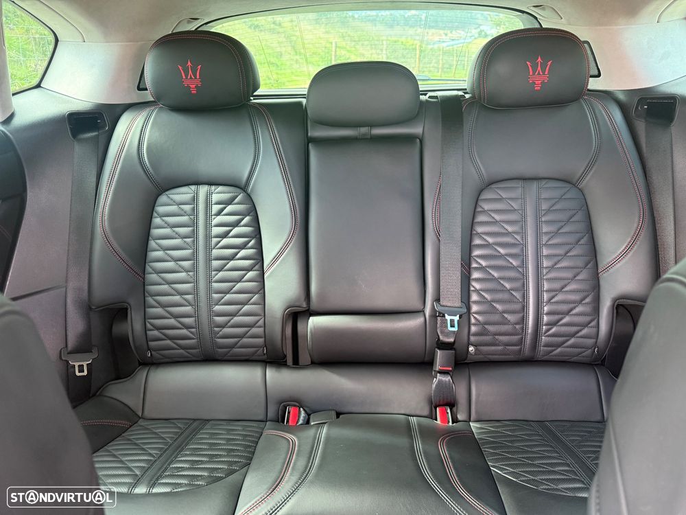 Maserati Levante S Q4 GranSport - 36