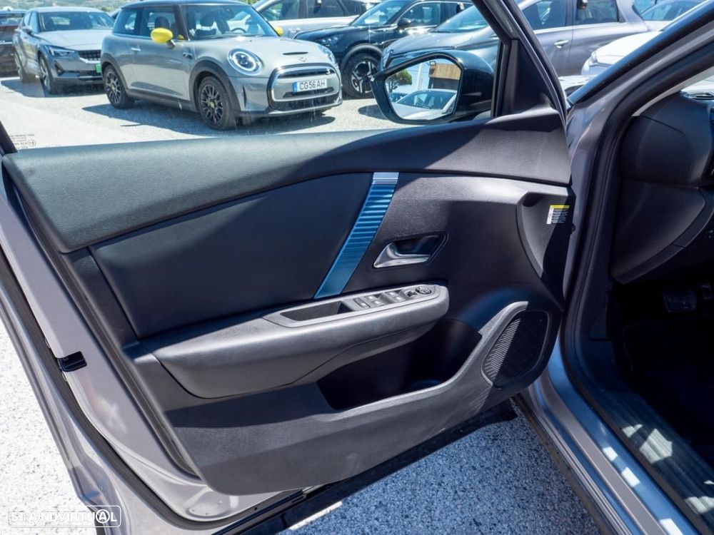 Citroën e-C4 50 kWh Shine - 21