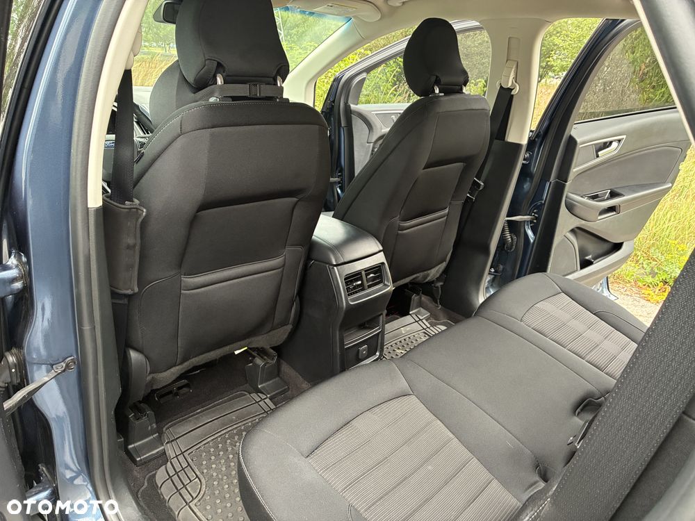Ford Edge - 12