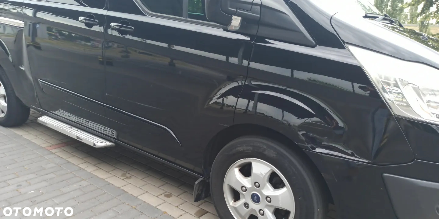 Ford Tourneo Custom - 13