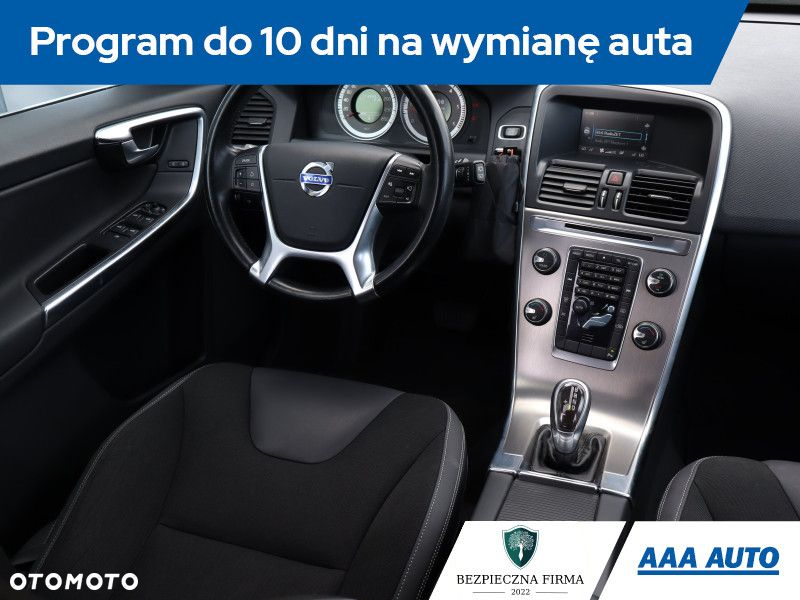 Volvo XC 60 - 8
