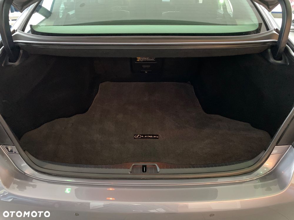 Lexus LS 460 Superior - 23