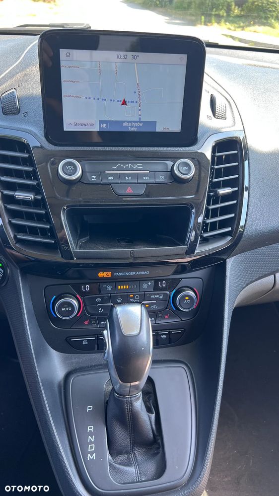 Ford Tourneo Connect Grand - 20