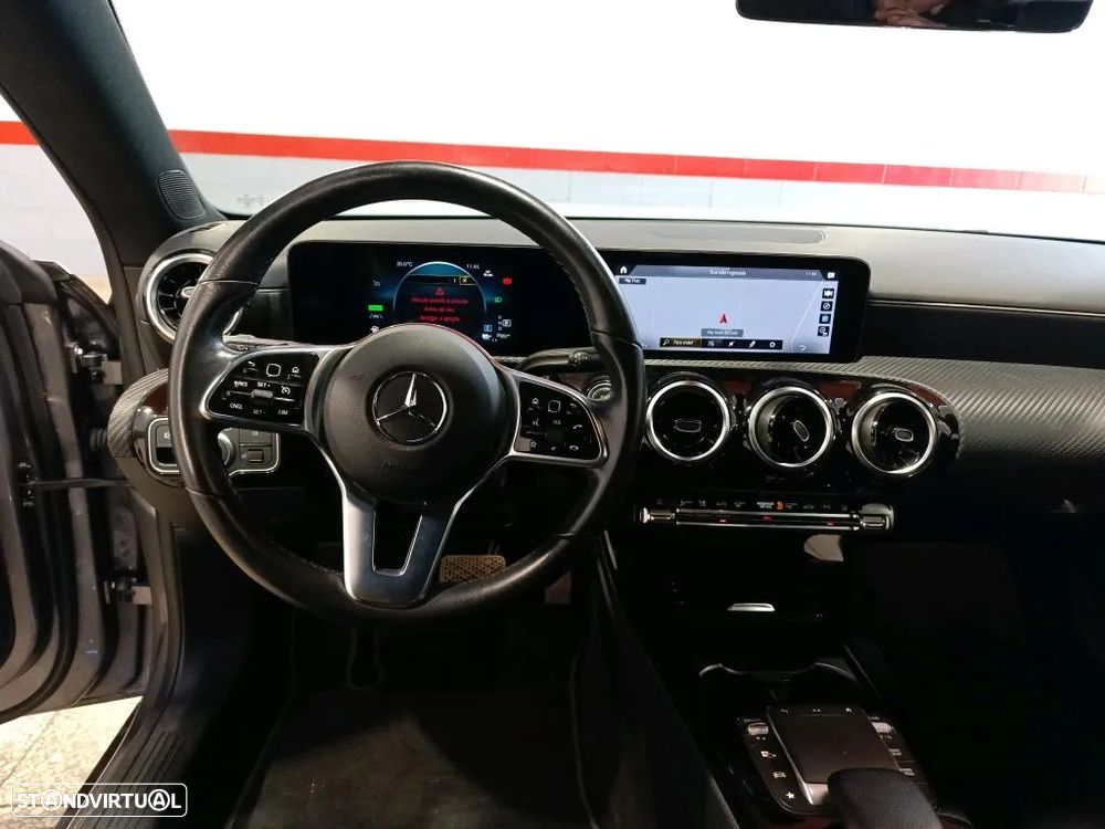 Mercedes-Benz CLA 250 e Shooting Brake Style Plus - 8