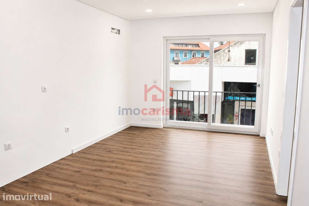 Apartamento T1+1 com Varanda no Coração de Vizela - Grande imagem: 2/20