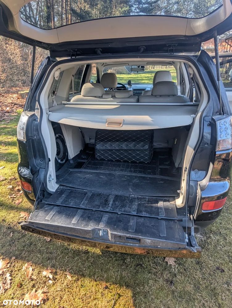 Mitsubishi Outlander 2.0 DID Instyle - 8