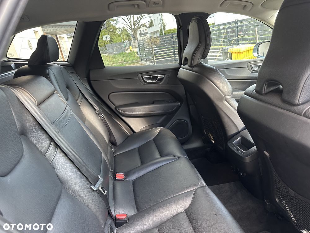 Volvo XC 60 D4 AWD Inscription - 4