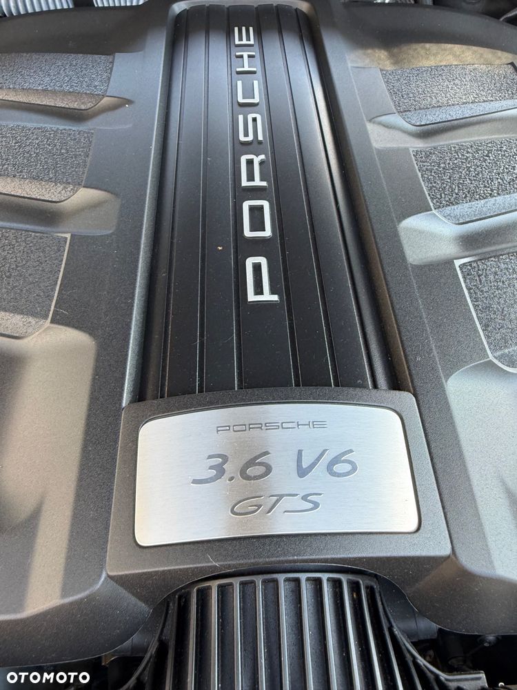 Porsche Cayenne GTS - 14