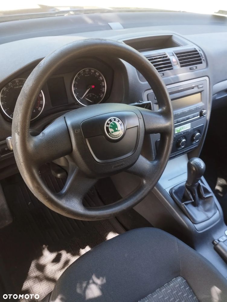 Skoda Octavia 1.9 TDI Ambiente - 10