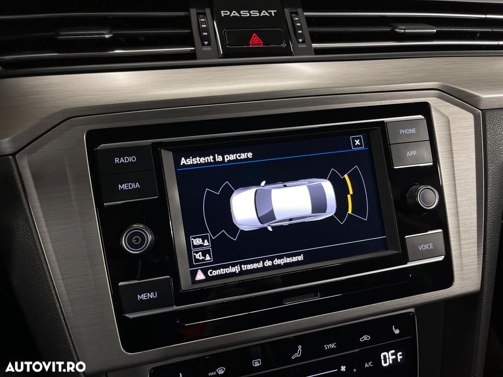 Volkswagen Passat 1.5 TSI ACT DSG Trendline - 13