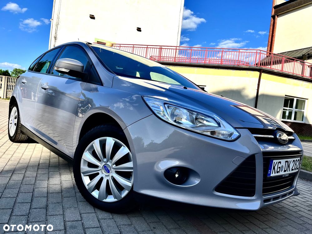 Ford Focus 1.0 EcoBoost STart-Stopp-System TITANIUM - 2