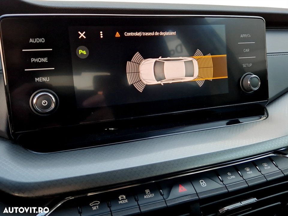 Skoda Octavia 2.0 TDI DSG Ambition - 21