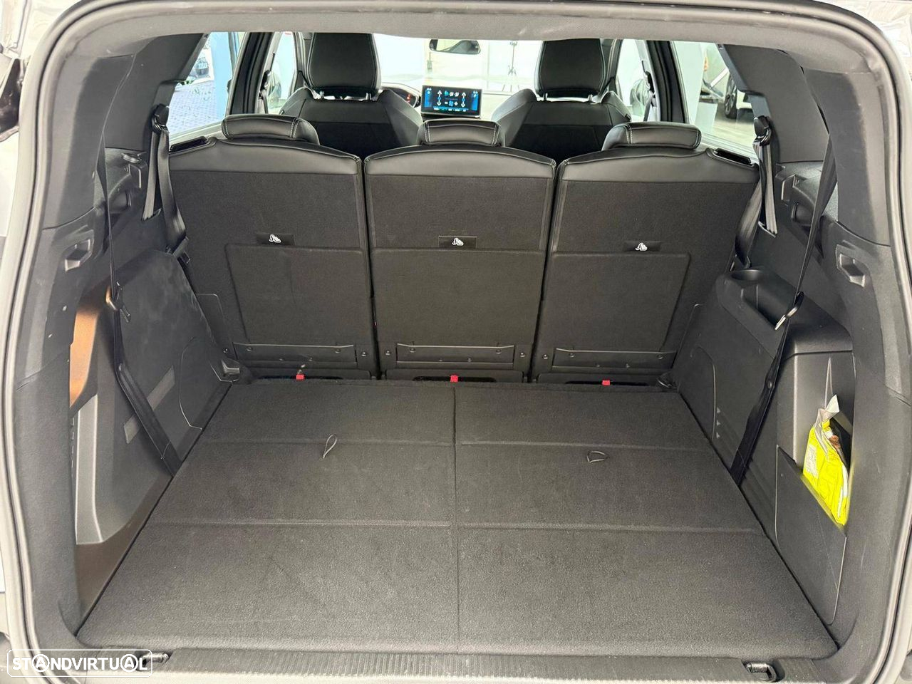 Peugeot 5008 1.5 BlueHDi Allure Pack EAT8 - 12