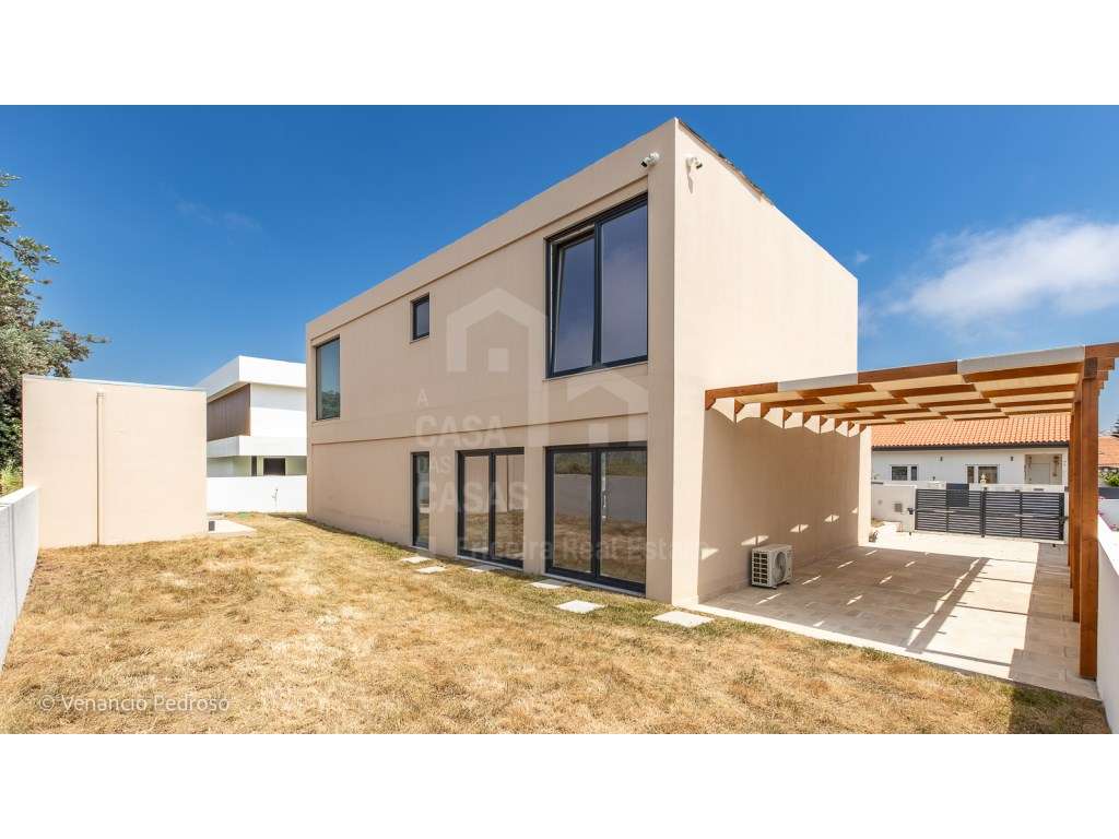 Vende Moradia T3 - Ericeira, A Casa das Casas - Grande imagem: 3/28