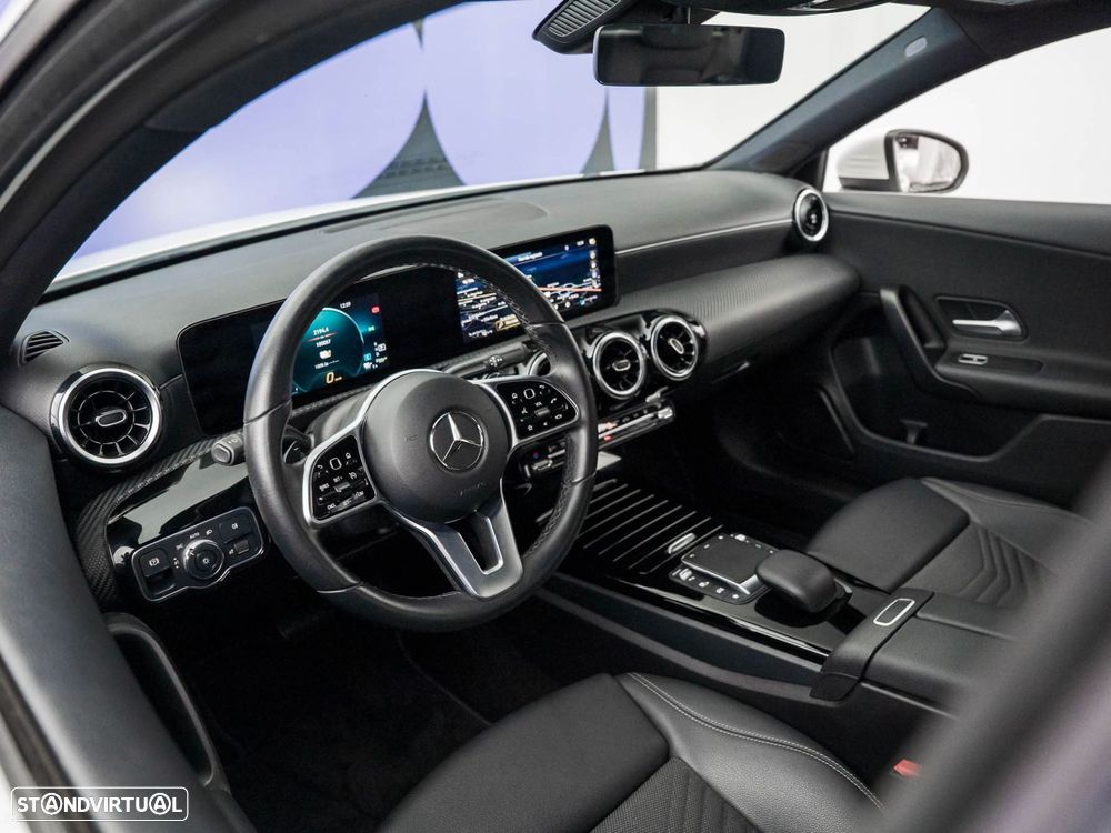 Mercedes-Benz A 250 Limousine e Style Plus - 14