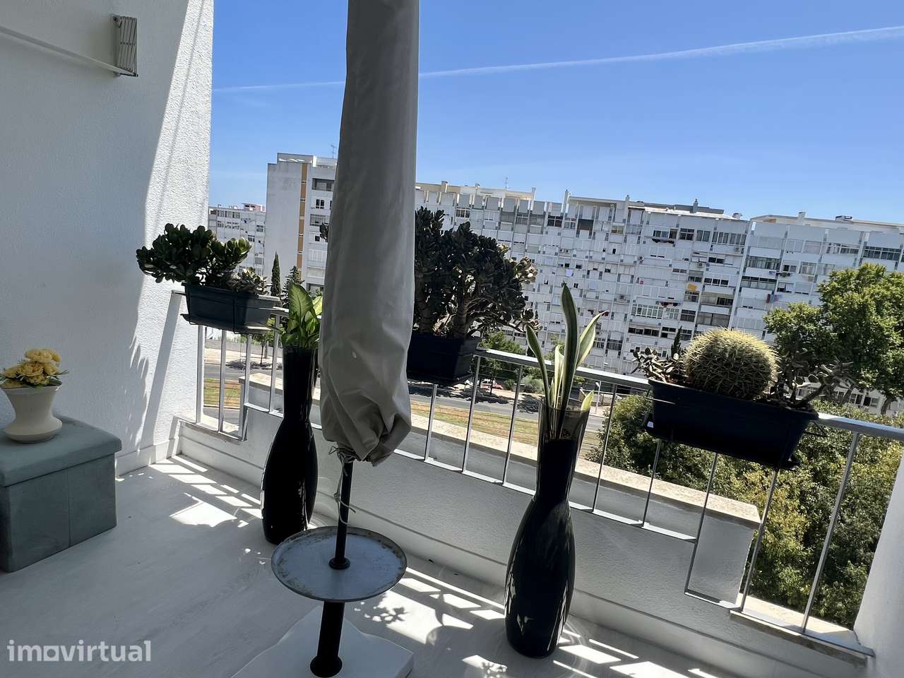 Apartamento T2 com varanda e ar condicionado - Grande imagem: 5/11