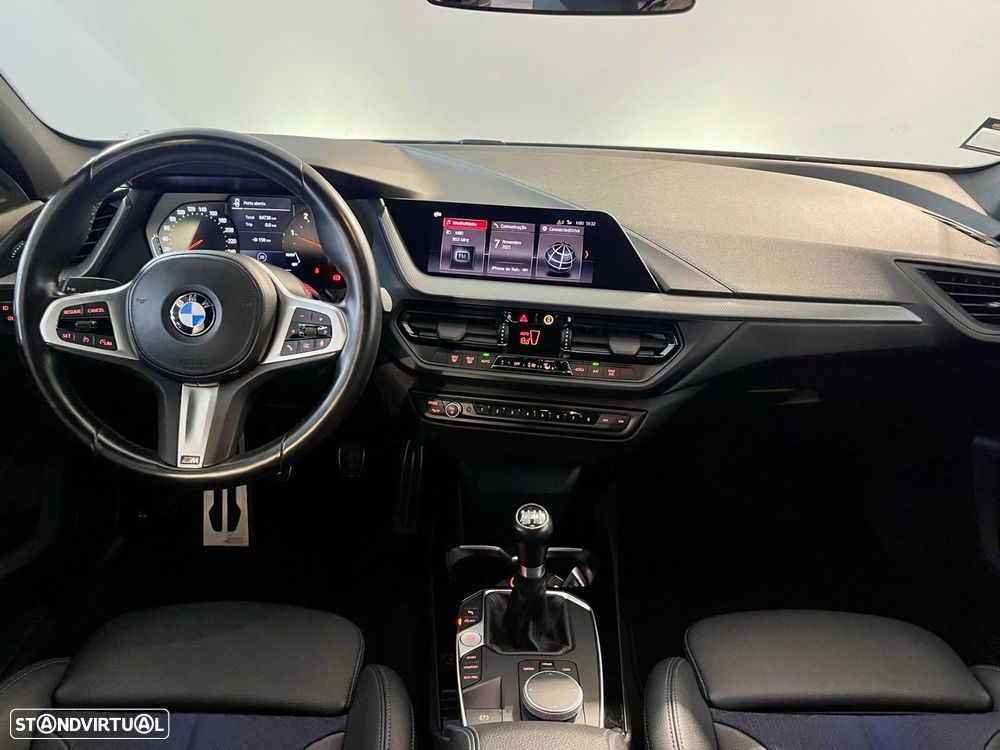 BMW 116 d Pack Desportivo M - 3