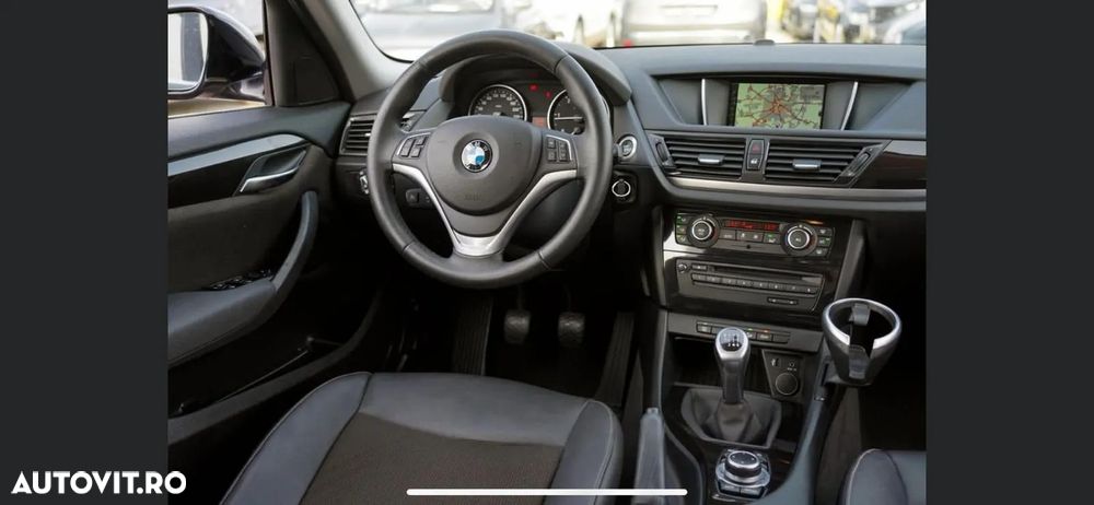 BMW X1 xDrive18d xLine - 8