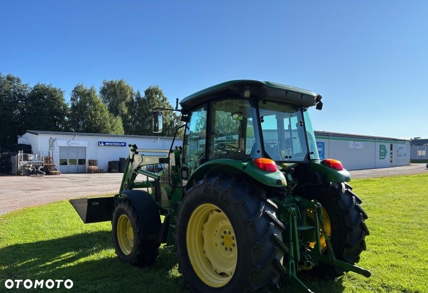 John Deere 5820 , rok 2005 , ideal stan - 4