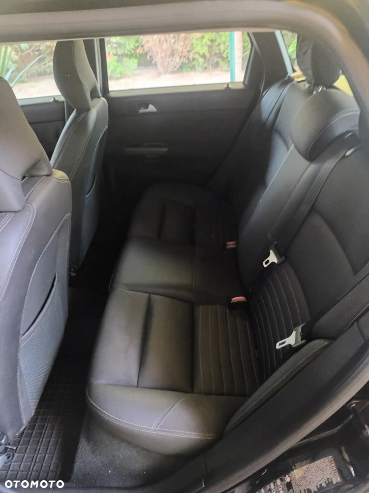 Volvo V50 - 9