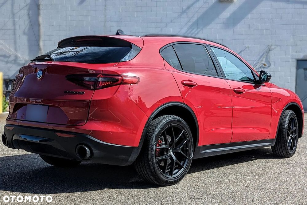 Alfa Romeo Stelvio 2.0 Turbo 16V AT8-Q4 Ti - 5