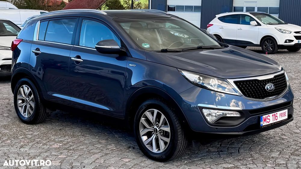 Kia Sportage 2.0 CRDI 4WD Automatik Dream-Team Edition - 2