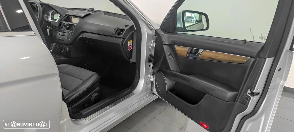 Mercedes-Benz C 220 CDi Avantgarde Aut. - 22
