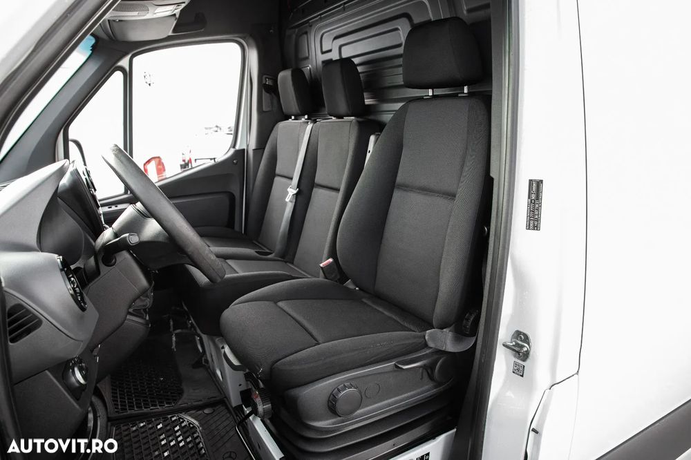 Mercedes-Benz Sprinter 313 - 16