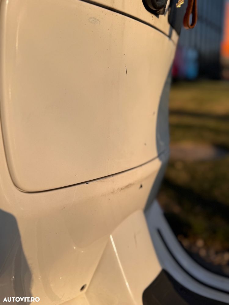 Vespa GTS 300 IE - 13