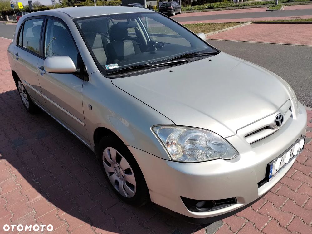 Toyota Corolla 1.6 VVT-i Sol - 1