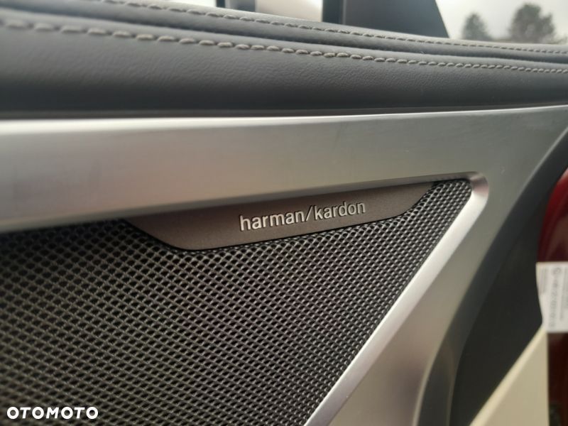 BMW Seria 8 M850i xDrive - 32