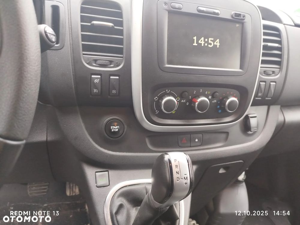 Renault trafic - 25