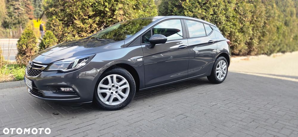 Opel Astra 1.6 D Start/Stop Dynamic - 4