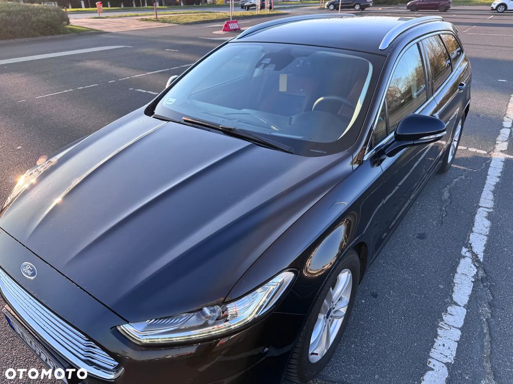 Ford Mondeo 2.0 TDCi STart-Stopp PowerShift-Aut Titanium - 4