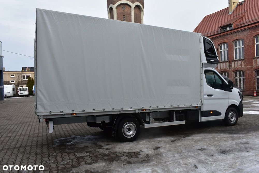 Renault Master - 11