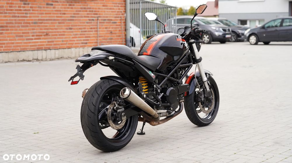 Ducati Monster - 5