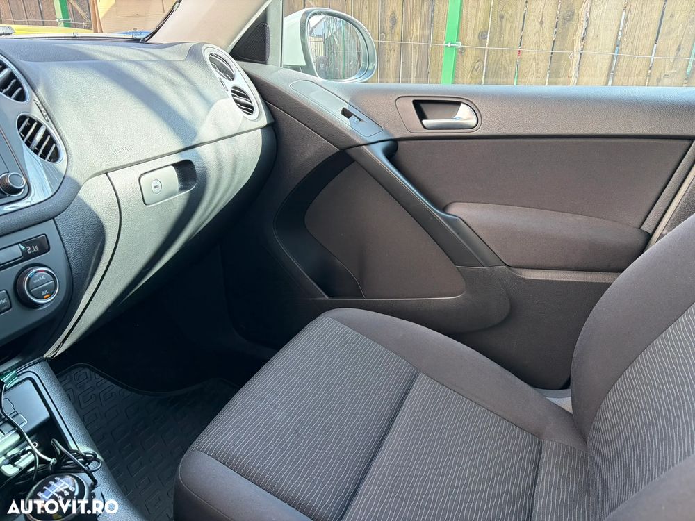 Volkswagen Tiguan 1.4 TSI Trendline - 32