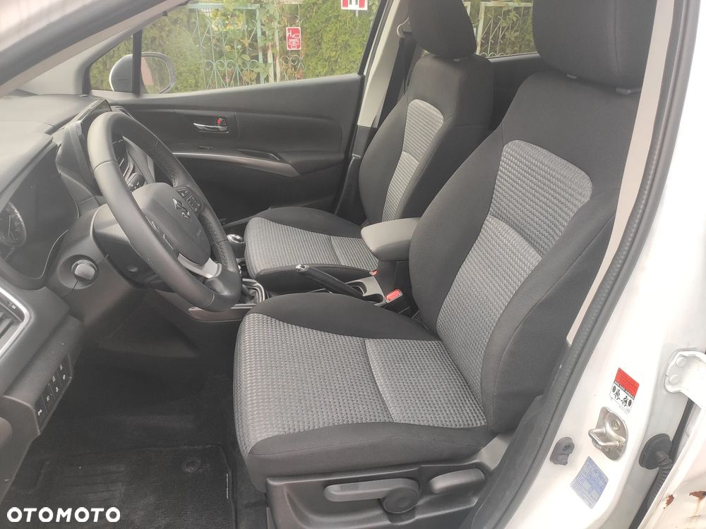 Suzuki SX4 S-Cross 1.4 SHVS Comfort - 17
