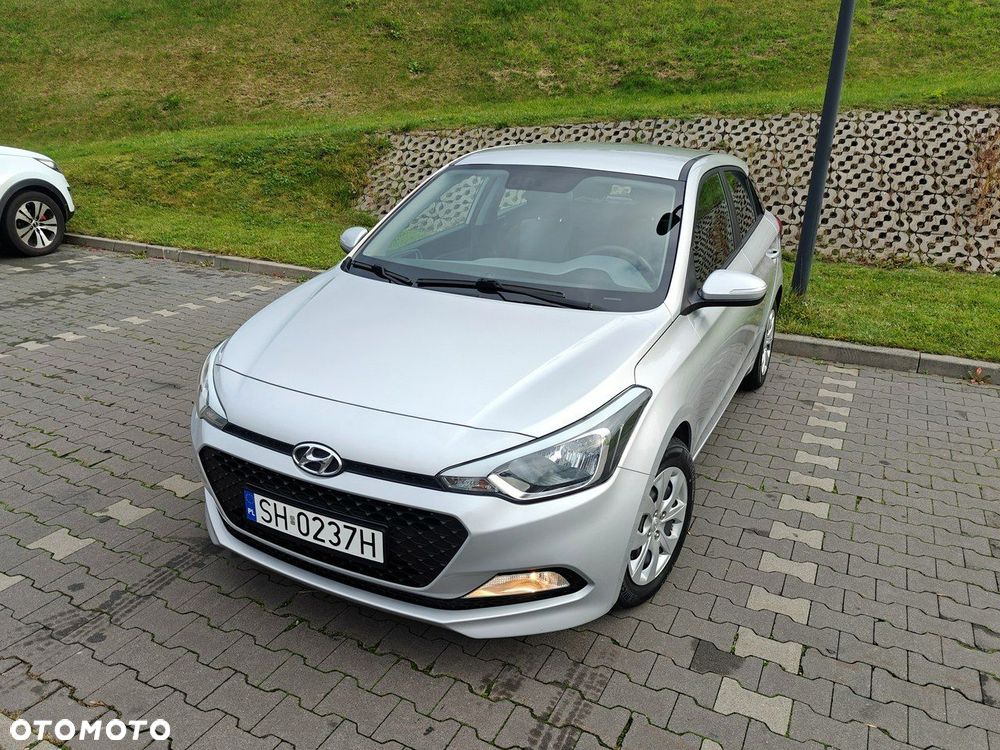 Hyundai i20 blue 1.2 Classic - 19