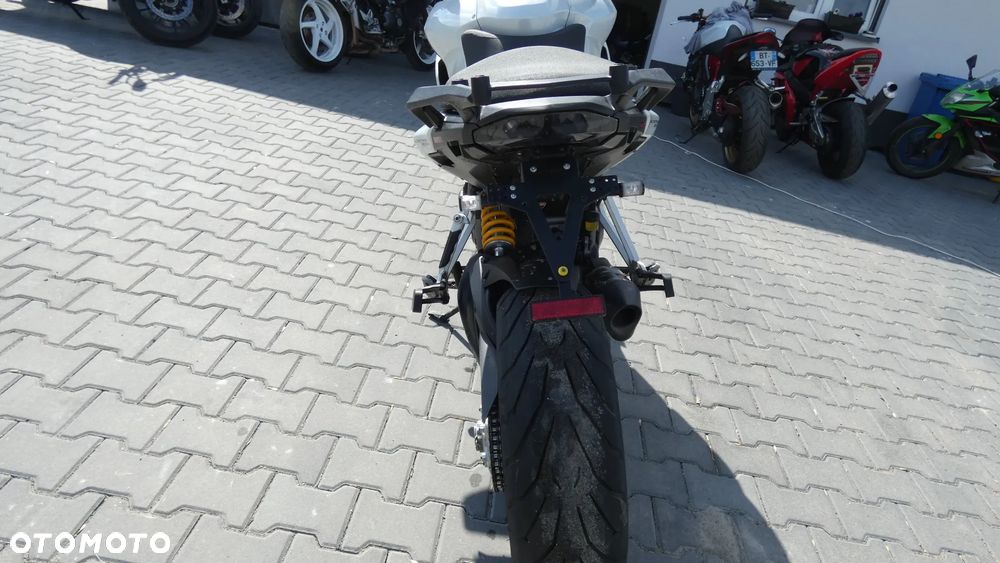 Ducati Multistrada - 9