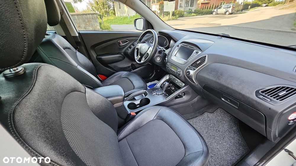 Hyundai ix35 2.0 Premium 2WD - 12