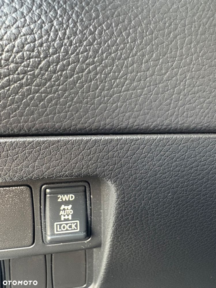 Nissan Qashqai 1.6 DCi ALL-MODE 4x4i TEKNA - 29