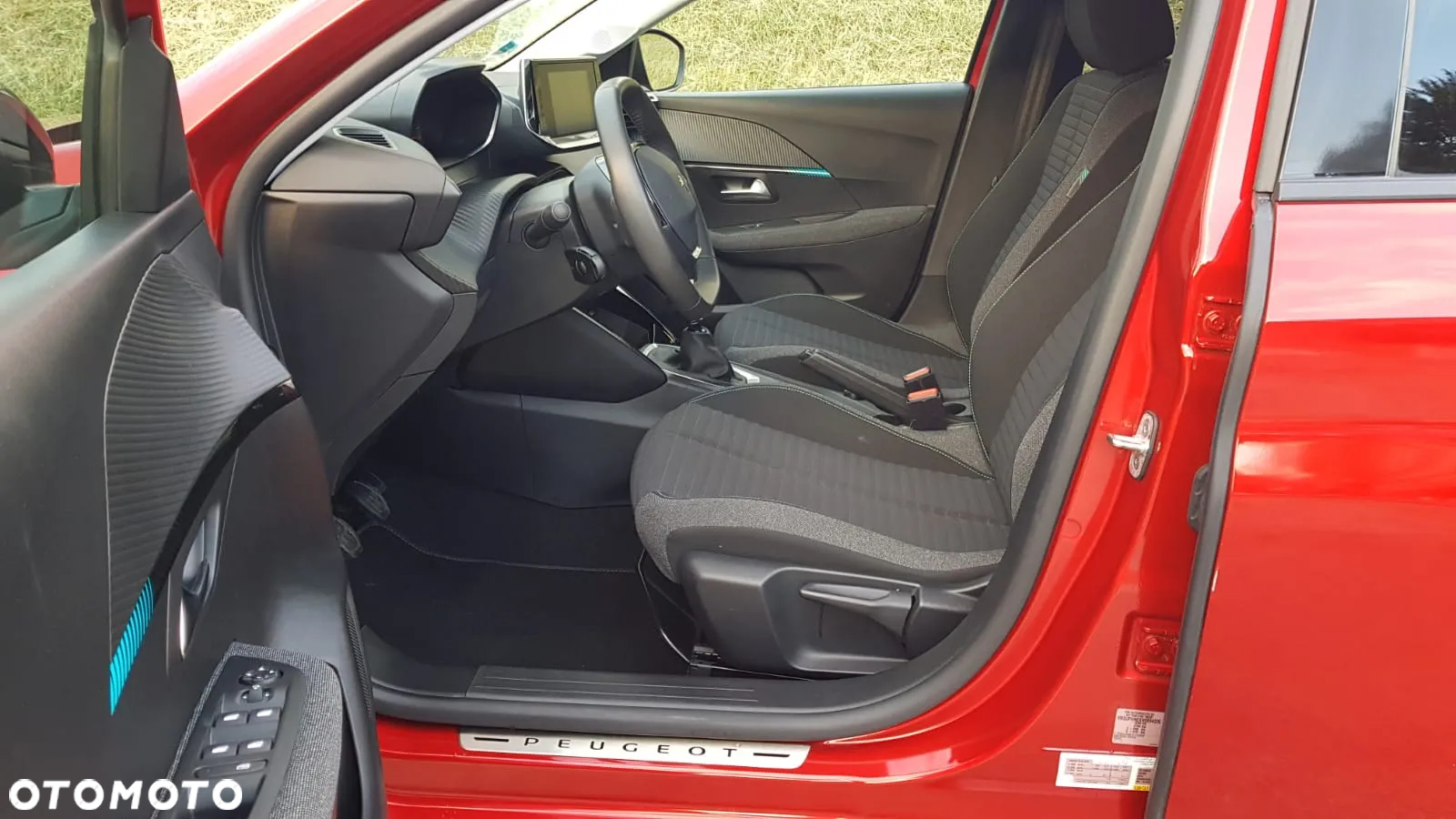 Peugeot 208 - 11